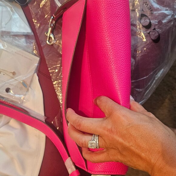 Tabby 26 genuine leather dragonfruit color Coach crossbody or shoulder bag - Picture 7 of 7